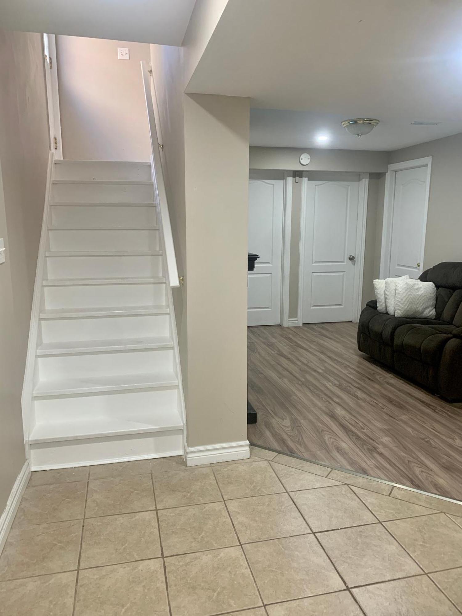 1 Room In A Cozy And Beautiful Basement Guelph Bagian luar foto