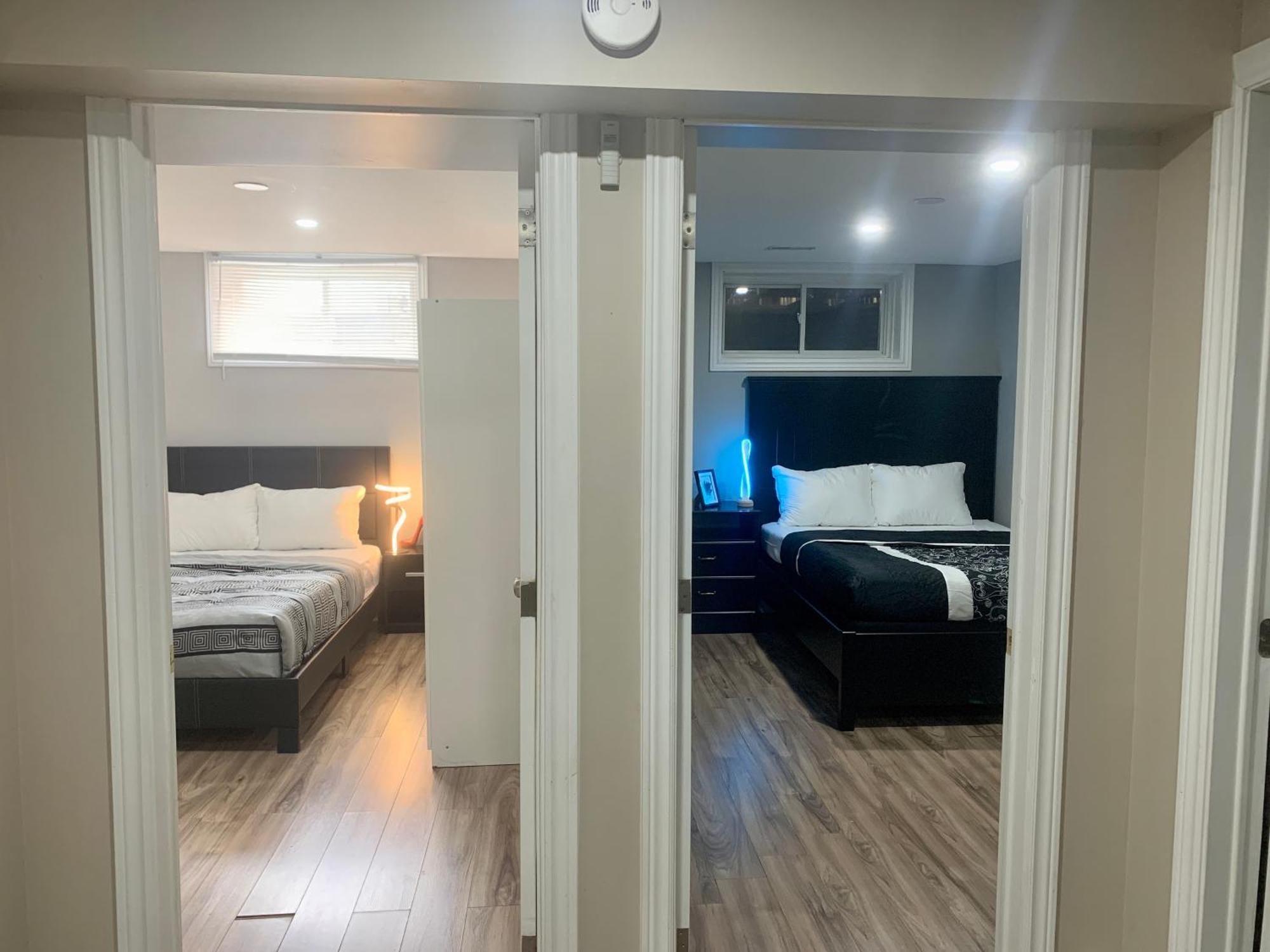 1 Room In A Cozy And Beautiful Basement Guelph Bagian luar foto